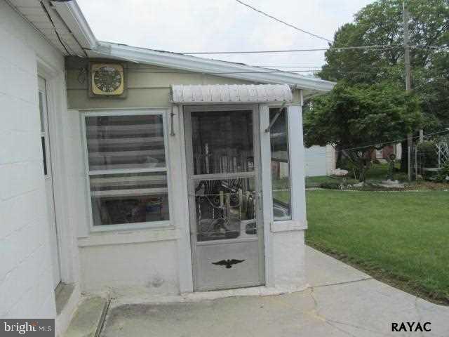 610 Locust Street Hanover, PA 17331 - Photo 3 of 19 Gallery Image 3