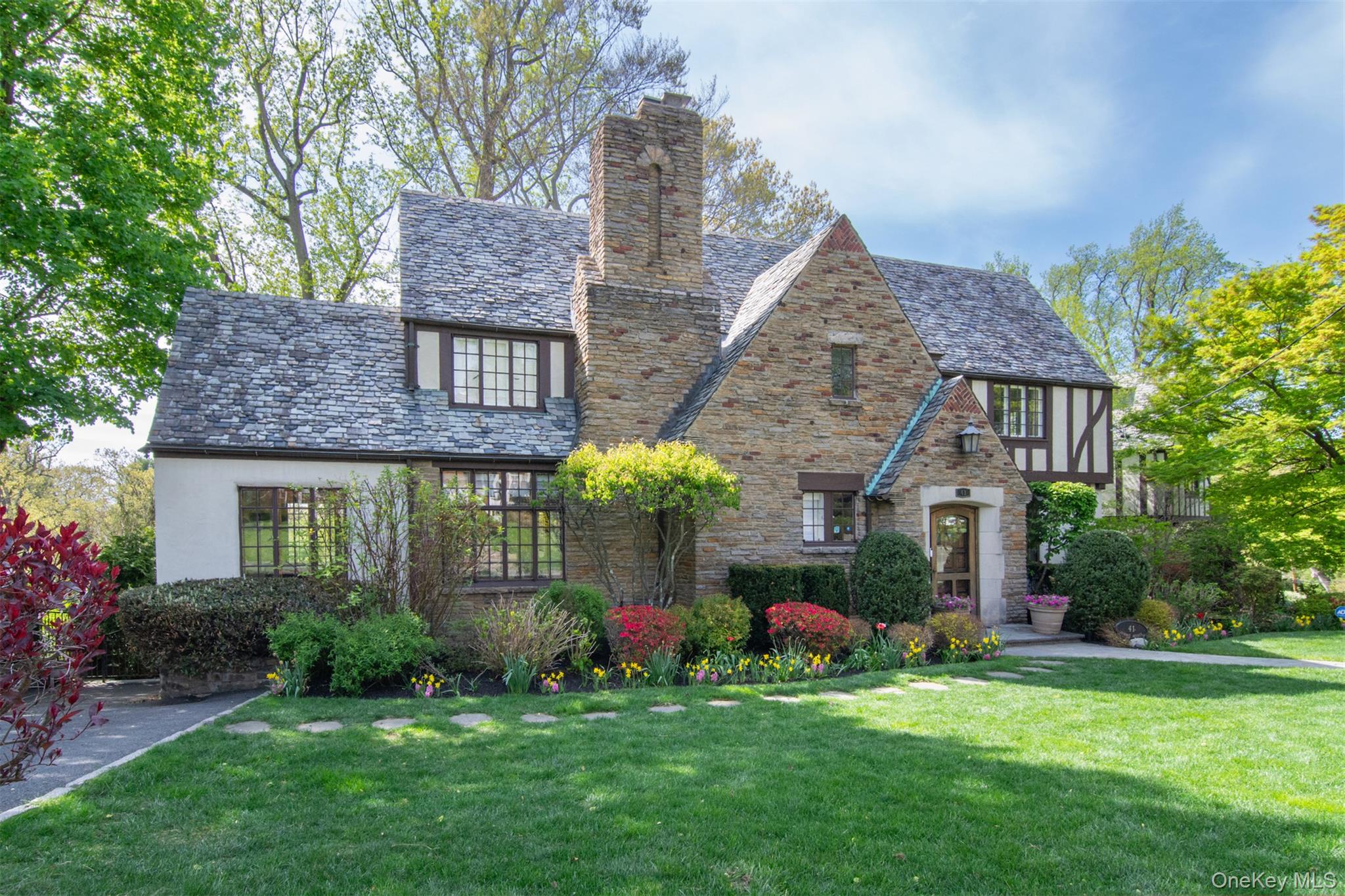 41 Summit Avenue Bronxville, NY 10708 - Photo 30 of 30