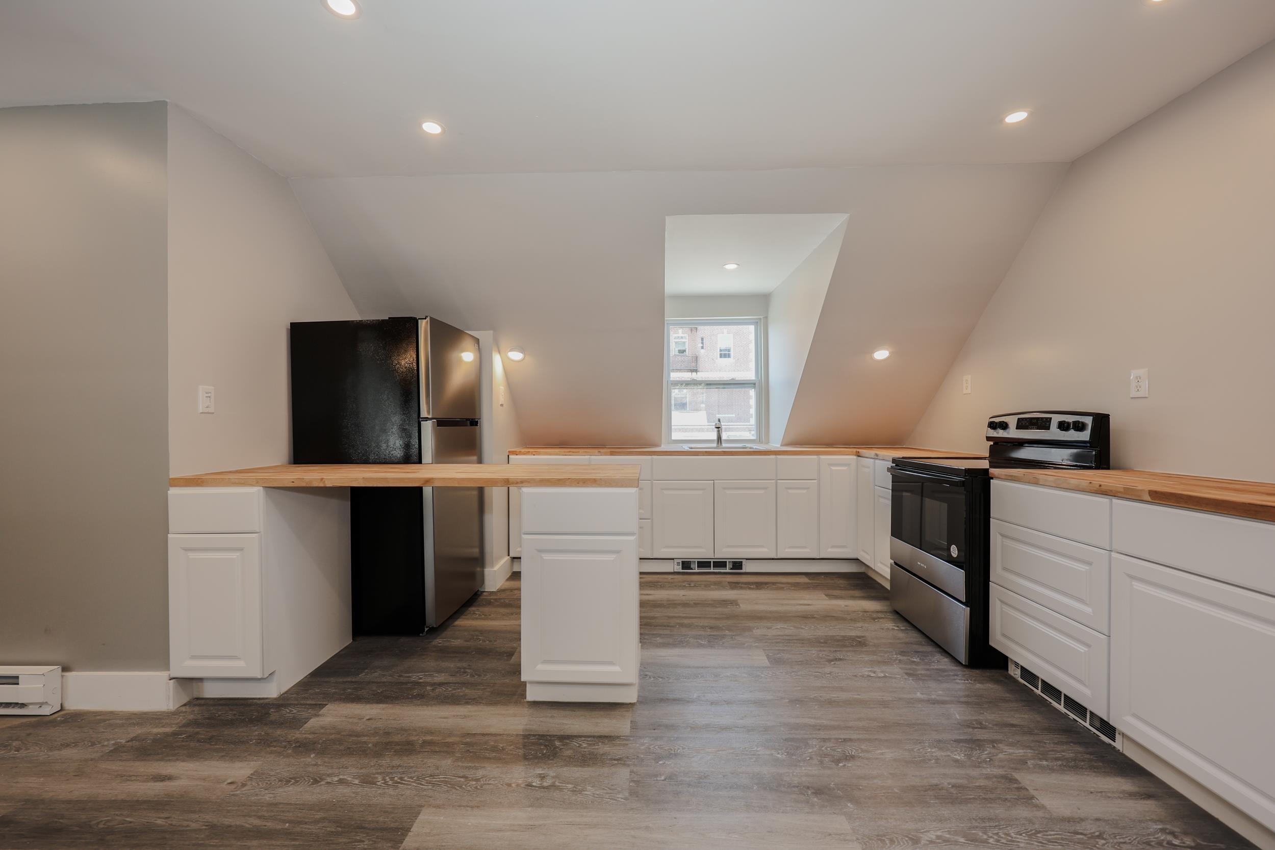 227 Pleasant Street, Unit 1 Concord, NH 03301 - Photo 6 of 28