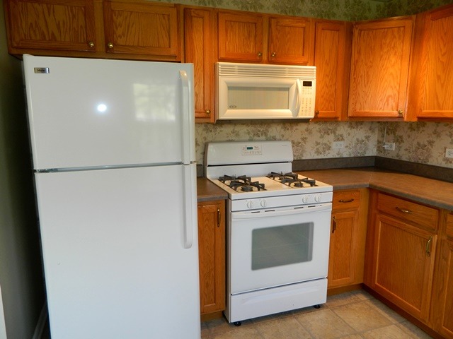 2819 Rutland Circle, Unit 104 Naperville, IL 60564 - Photo 5 of 19