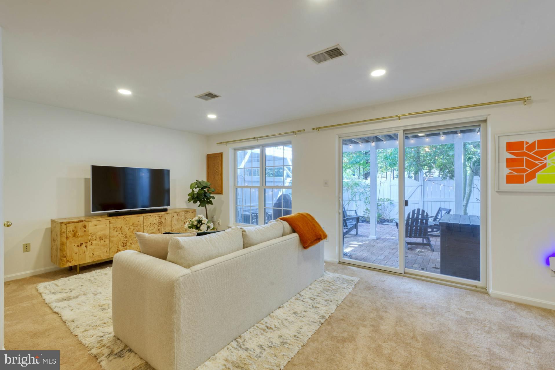 12027 Edgemere Circle Reston, VA 20190 - Photo 27 of 35 Walkout lower level to patio & fenced yard