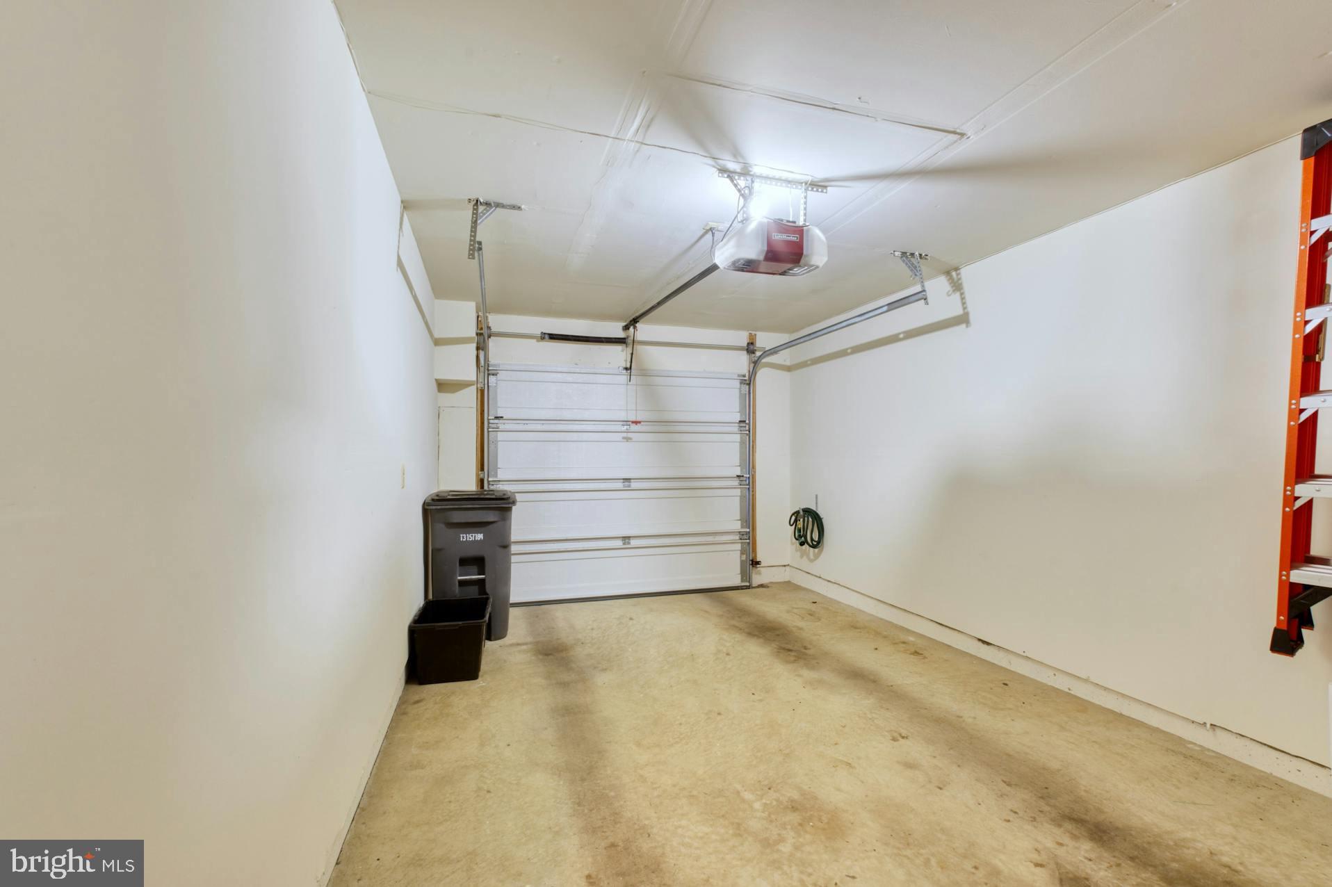 12027 Edgemere Circle Reston, VA 20190 - Photo 29 of 35 1-CAR garage