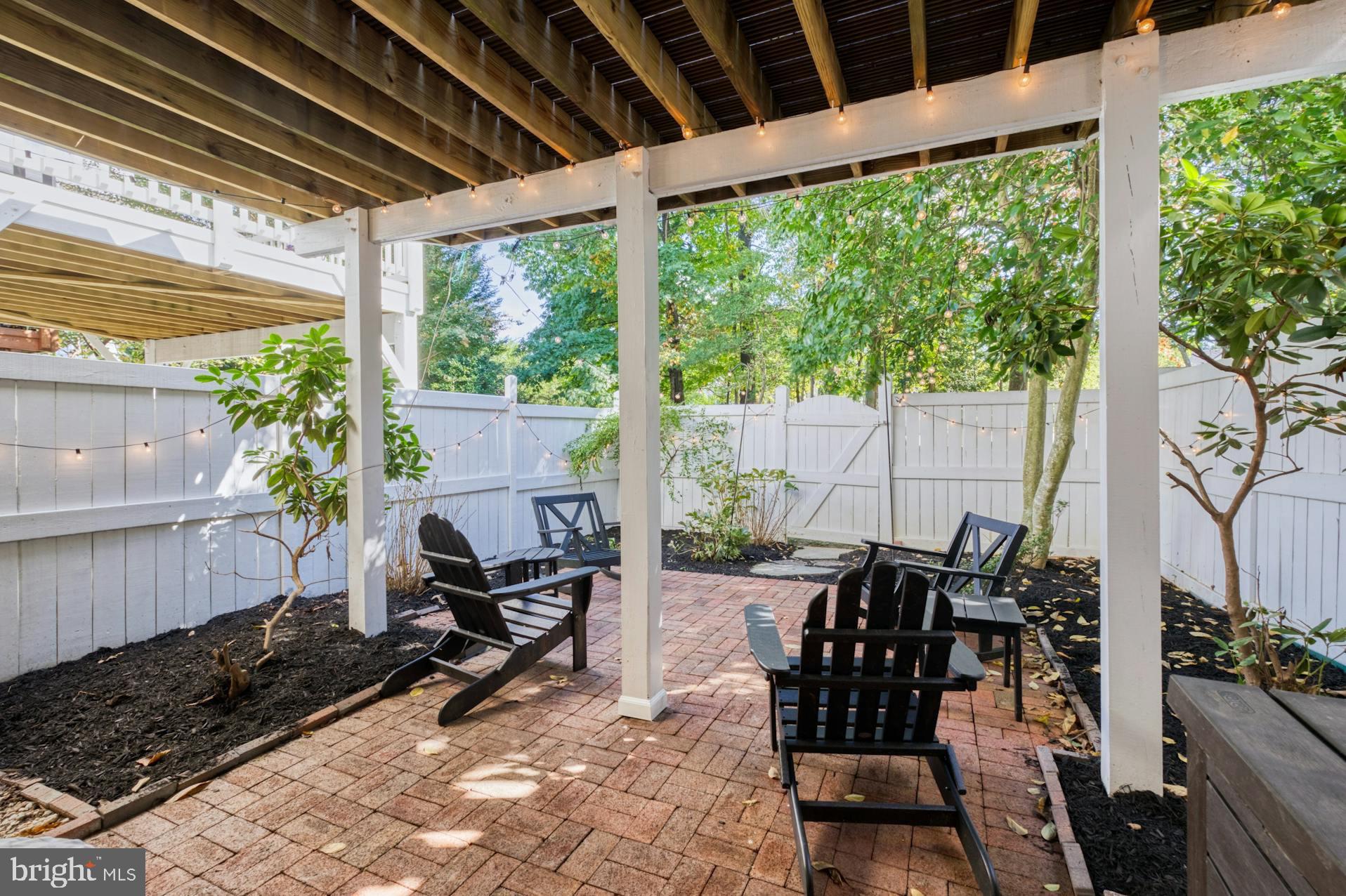 12027 Edgemere Circle Reston, VA 20190 - Photo 30 of 35 PATIO CHARM & fenced-in yard
