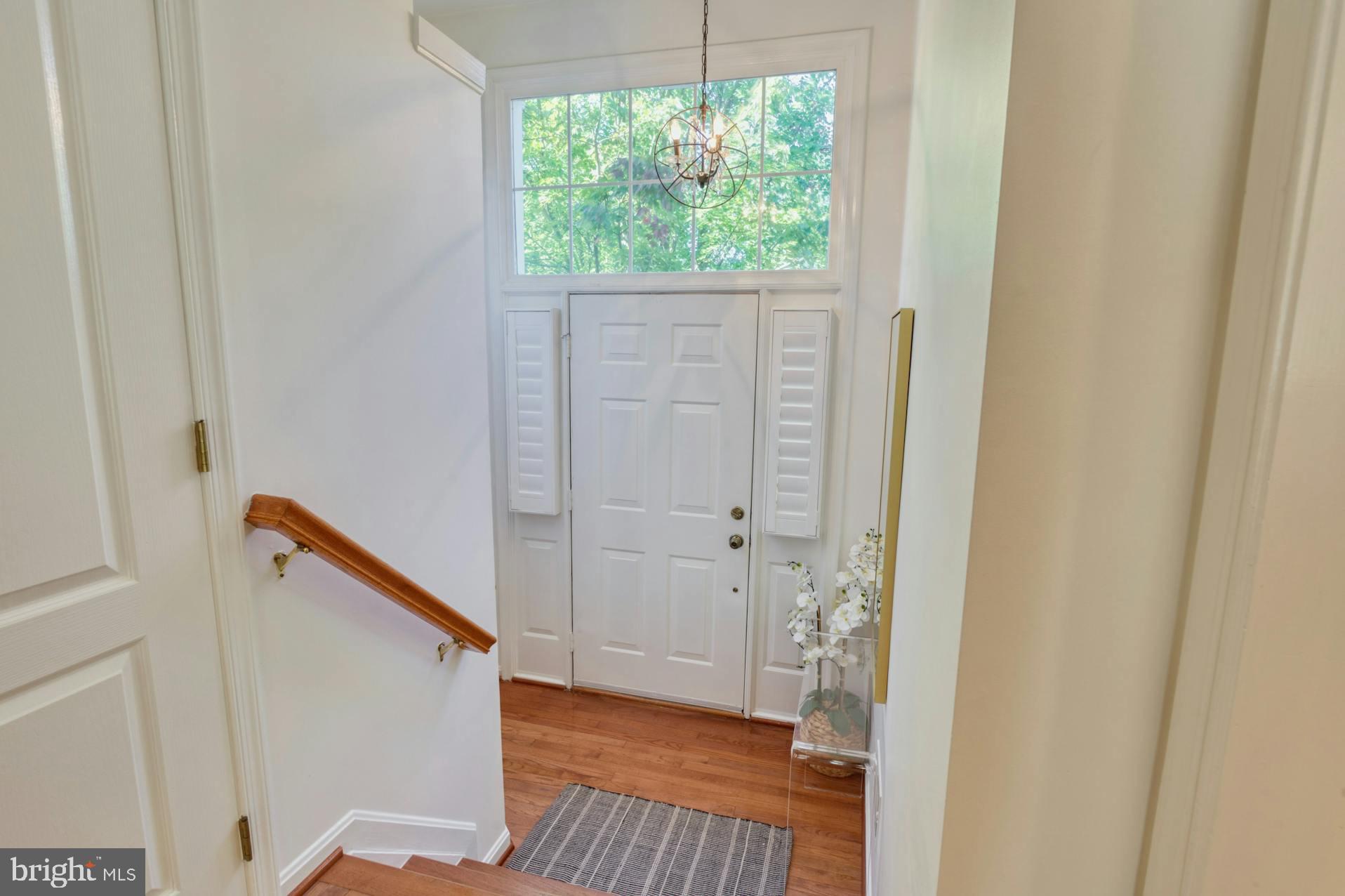 12027 Edgemere Circle Reston, VA 20190 - Photo 3 of 35