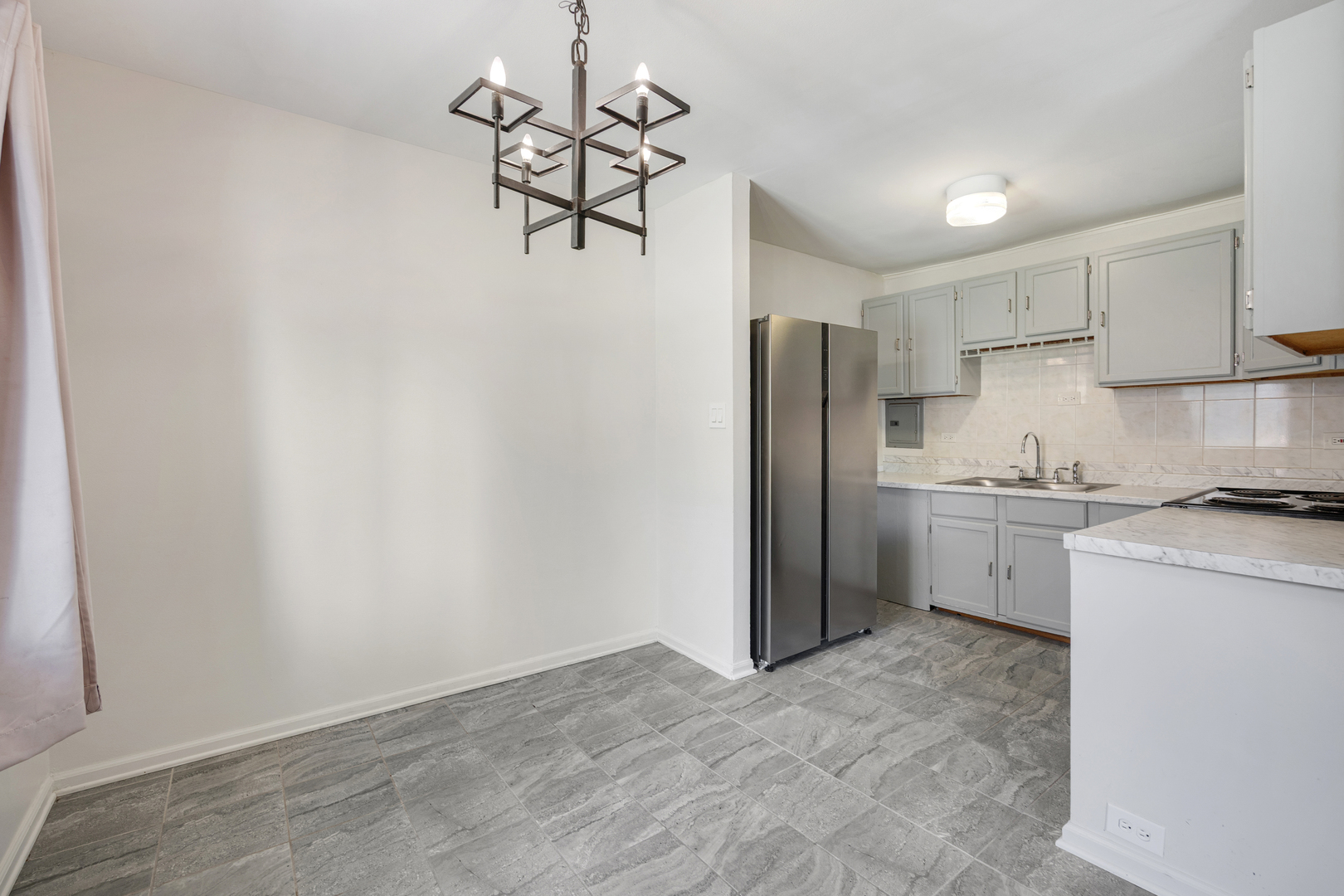 2308 West Algonquin Road, Unit 7 Rolling Meadows, IL 60008 - Photo 8 of 16 Gallery Image 8