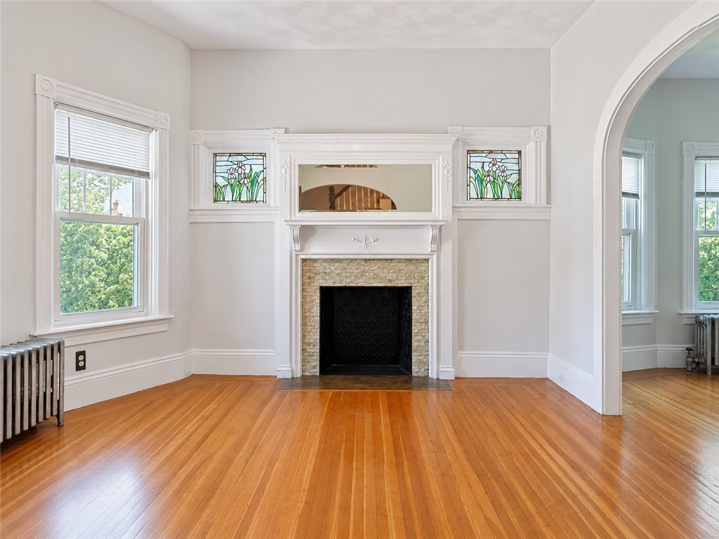225 Hunts Avenue Pawtucket, RI 02861 - Photo 9 of 35