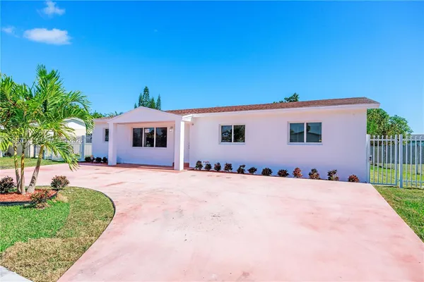 $3,500 | 22503 Southwest 113th Place, Miami, FL 33170