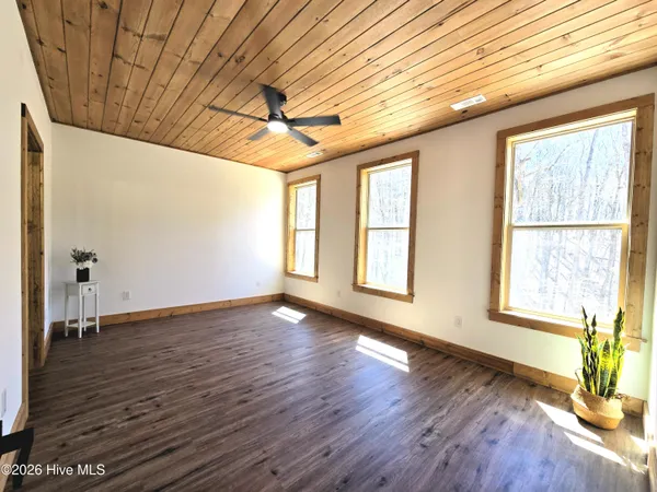 $850,000 | 342 Hunter Ridge, Murphy, NC 28906