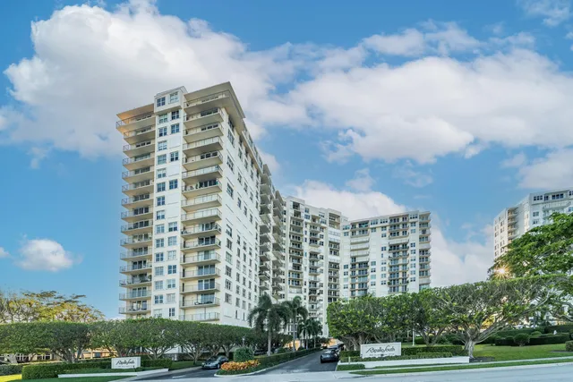 $1,750,000 | 1801 South Flagler Drive, Unit 402, West Palm Beach, FL 33401