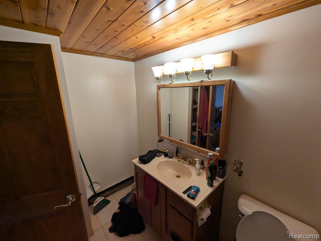 10470 Highway 23 Cheboygan, MI 49721 - Photo 14 of 37