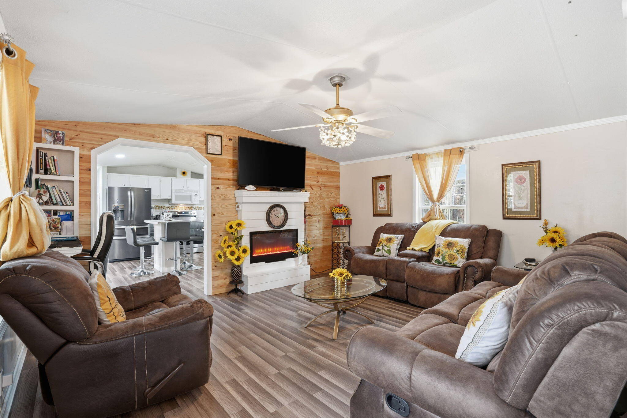 316 Forever Eclipse Lane Cross, SC 29436 - Photo 4 of 47 Living Room