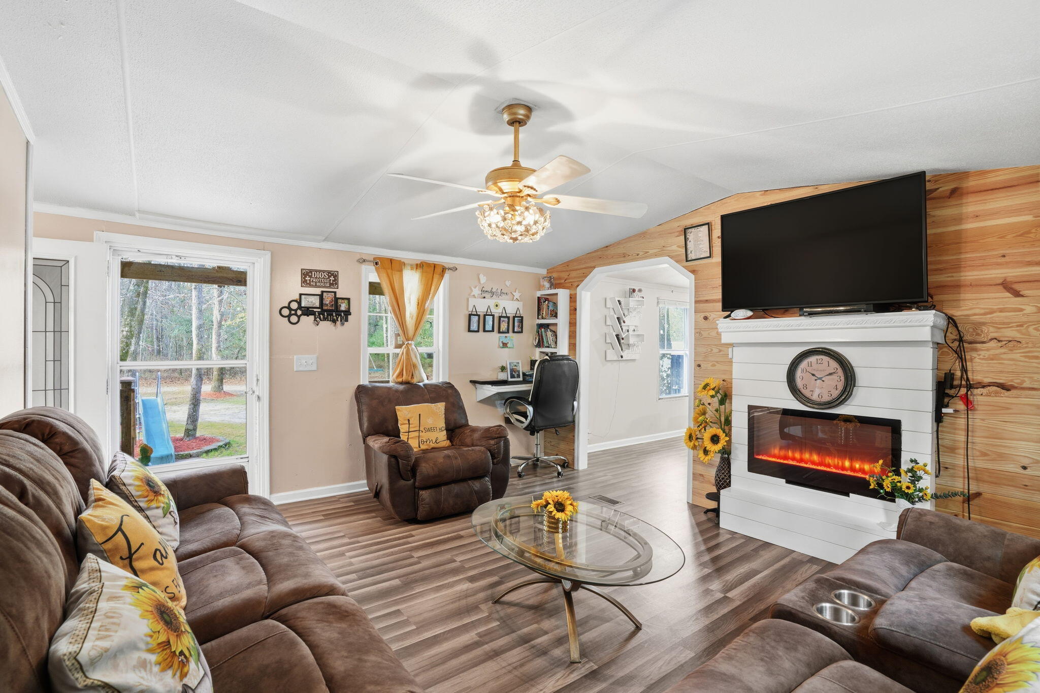 316 Forever Eclipse Lane Cross, SC 29436 - Photo 5 of 47 Living Room