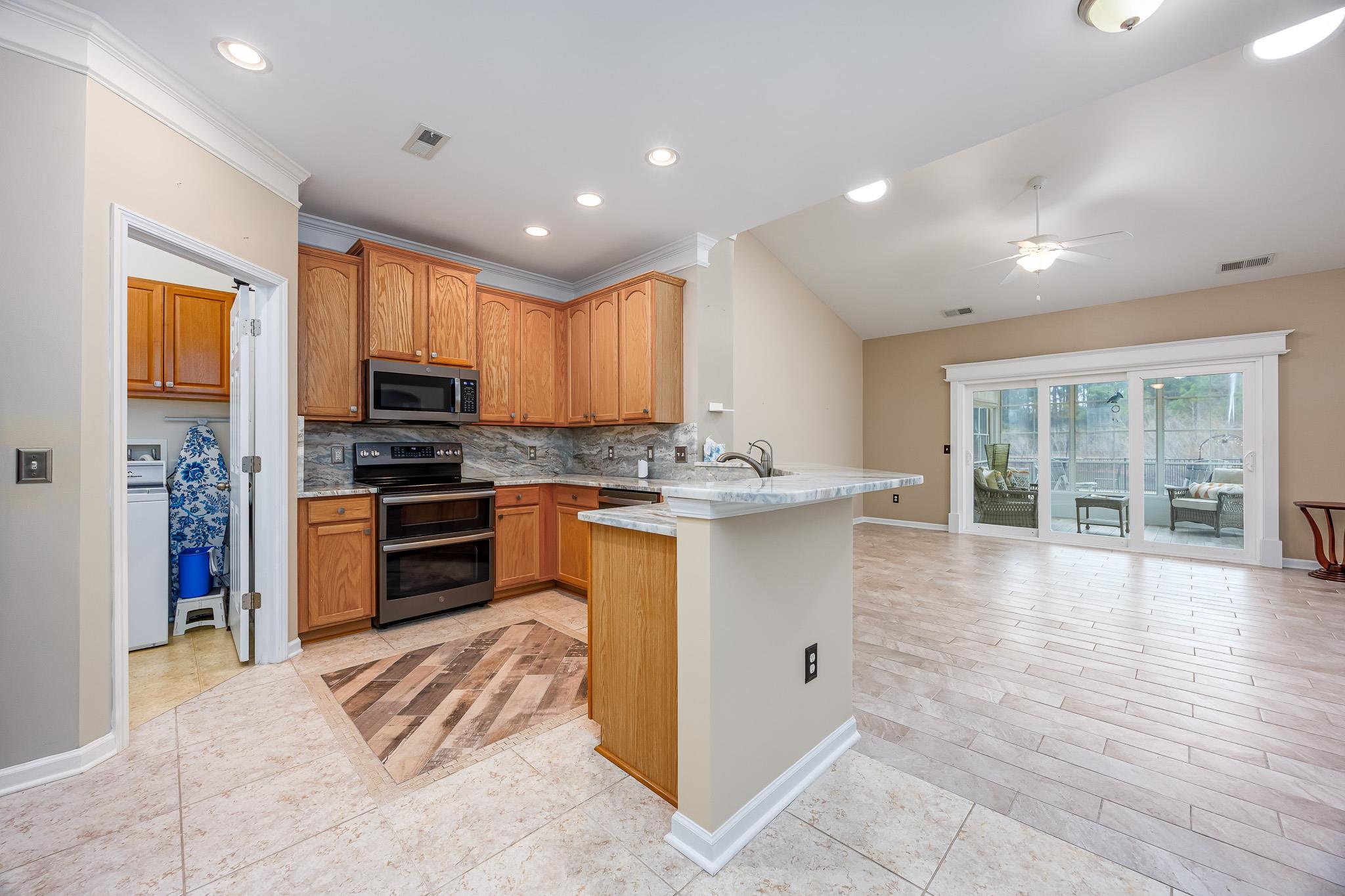 112 Barons Bluff Drive Conway, SC 29526 - Photo 8 of 50