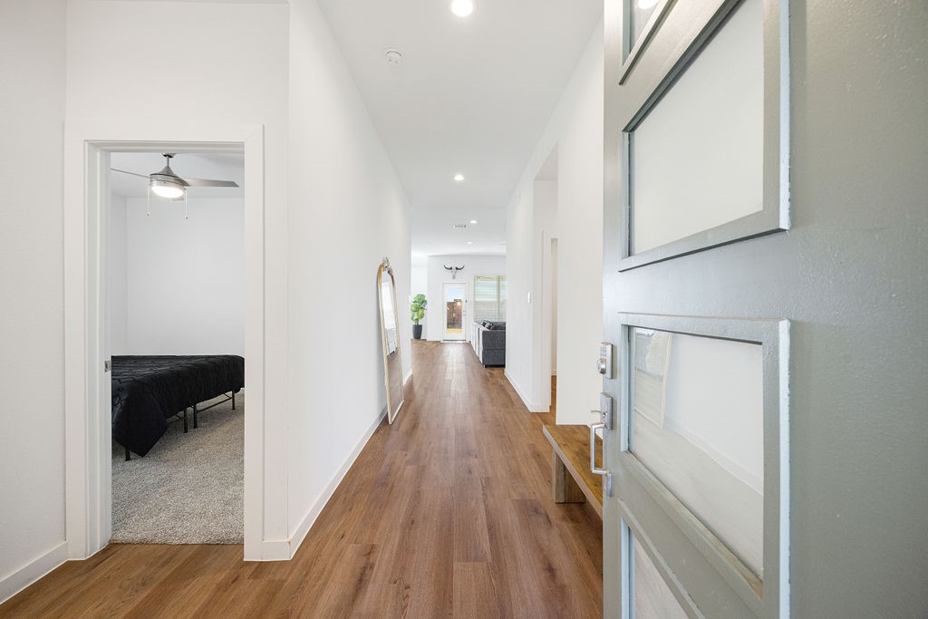 116 Solana Point Drive Katy, TX 77493 - Photo 24 of 31 The open-concept floor plan blends style and function with luxury finishes throughout, including brand-new LV plank floors