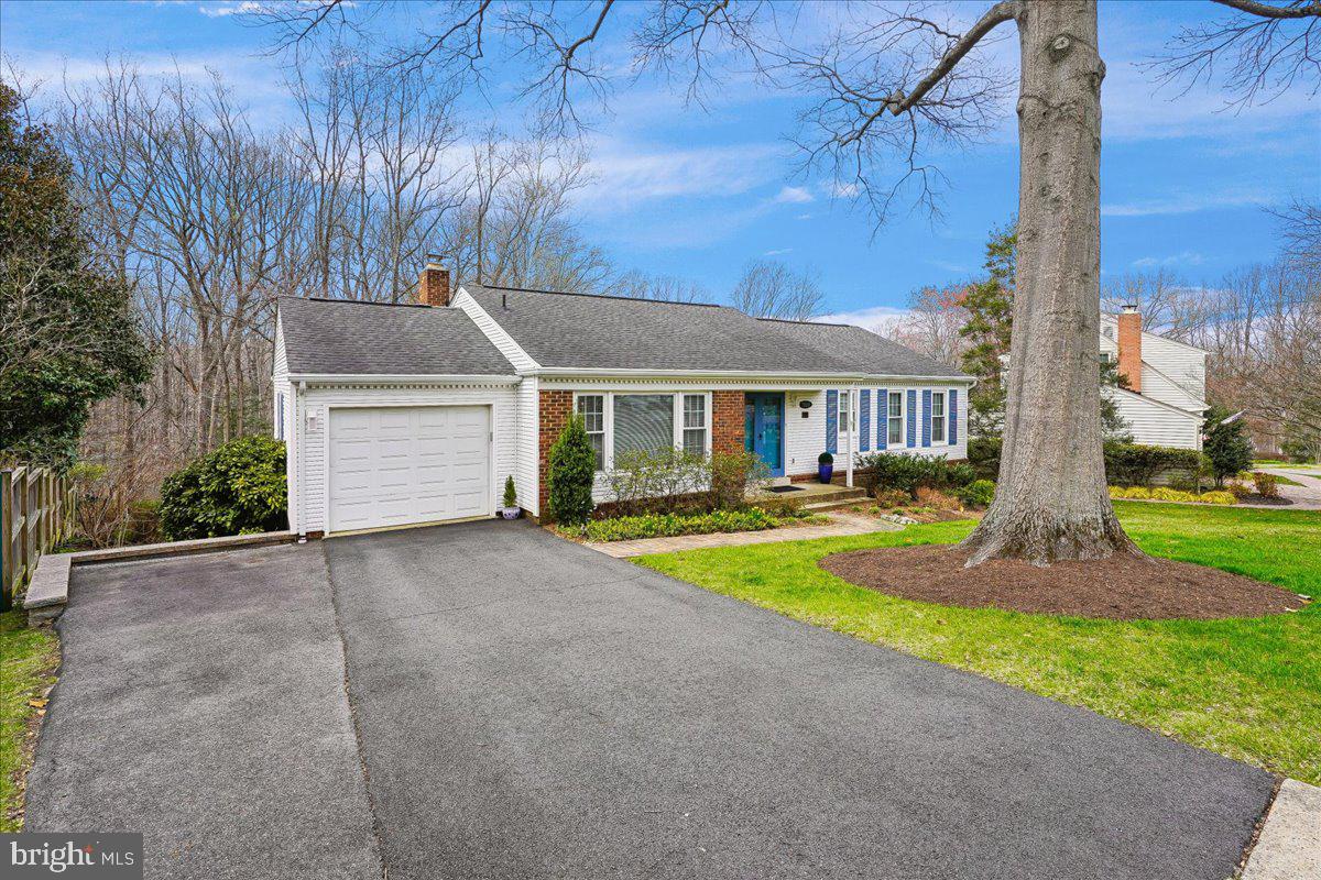 7920 Journey Lane Springfield, VA 22153 - Photo 2 of 58