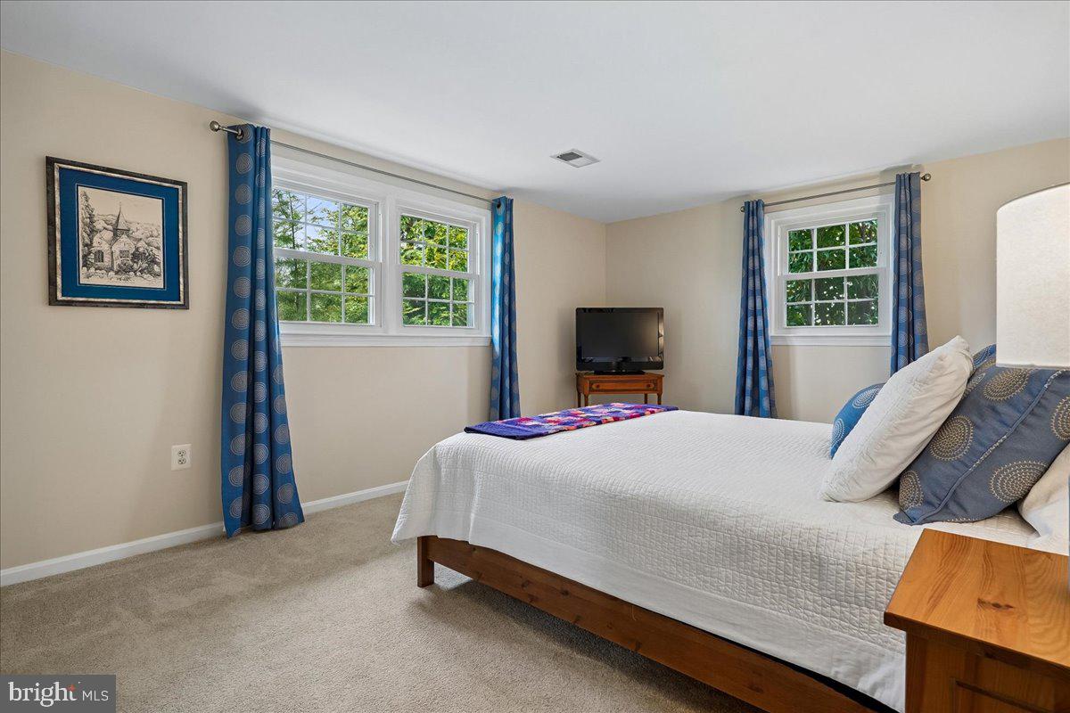 7920 Journey Lane Springfield, VA 22153 - Photo 44 of 58