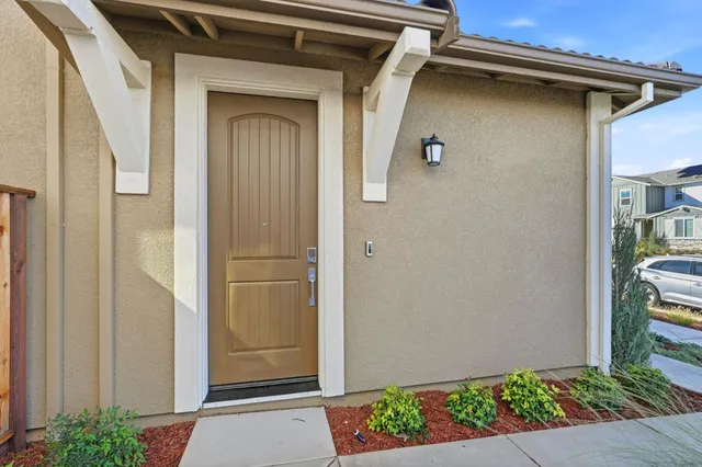 $3,095 | 5728 Placer Drive, Tracy, CA 95377