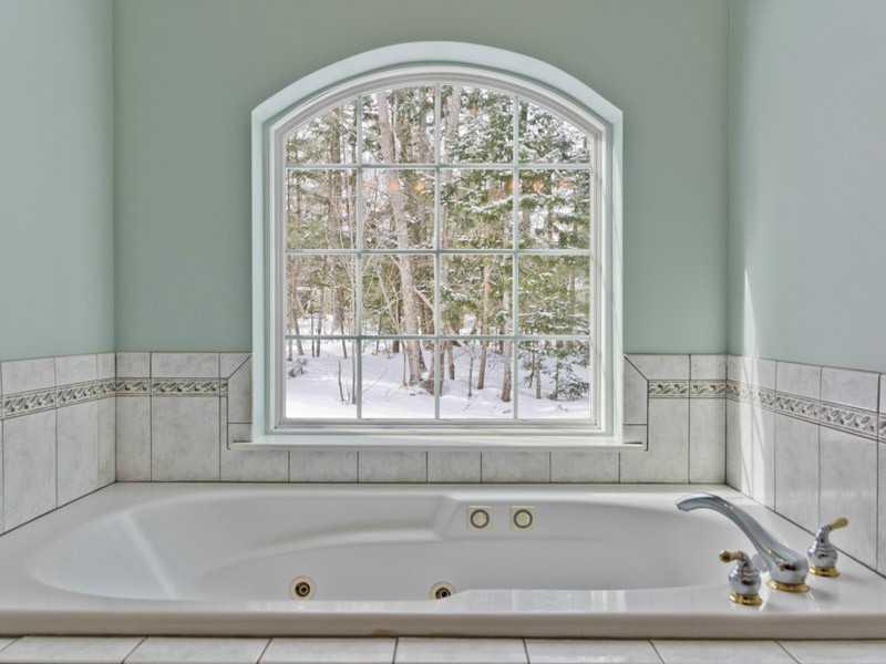 23 Rock Ridge Run Cumberland Center, ME 04021 - Photo 18 of 35 Master Bath/Spa.