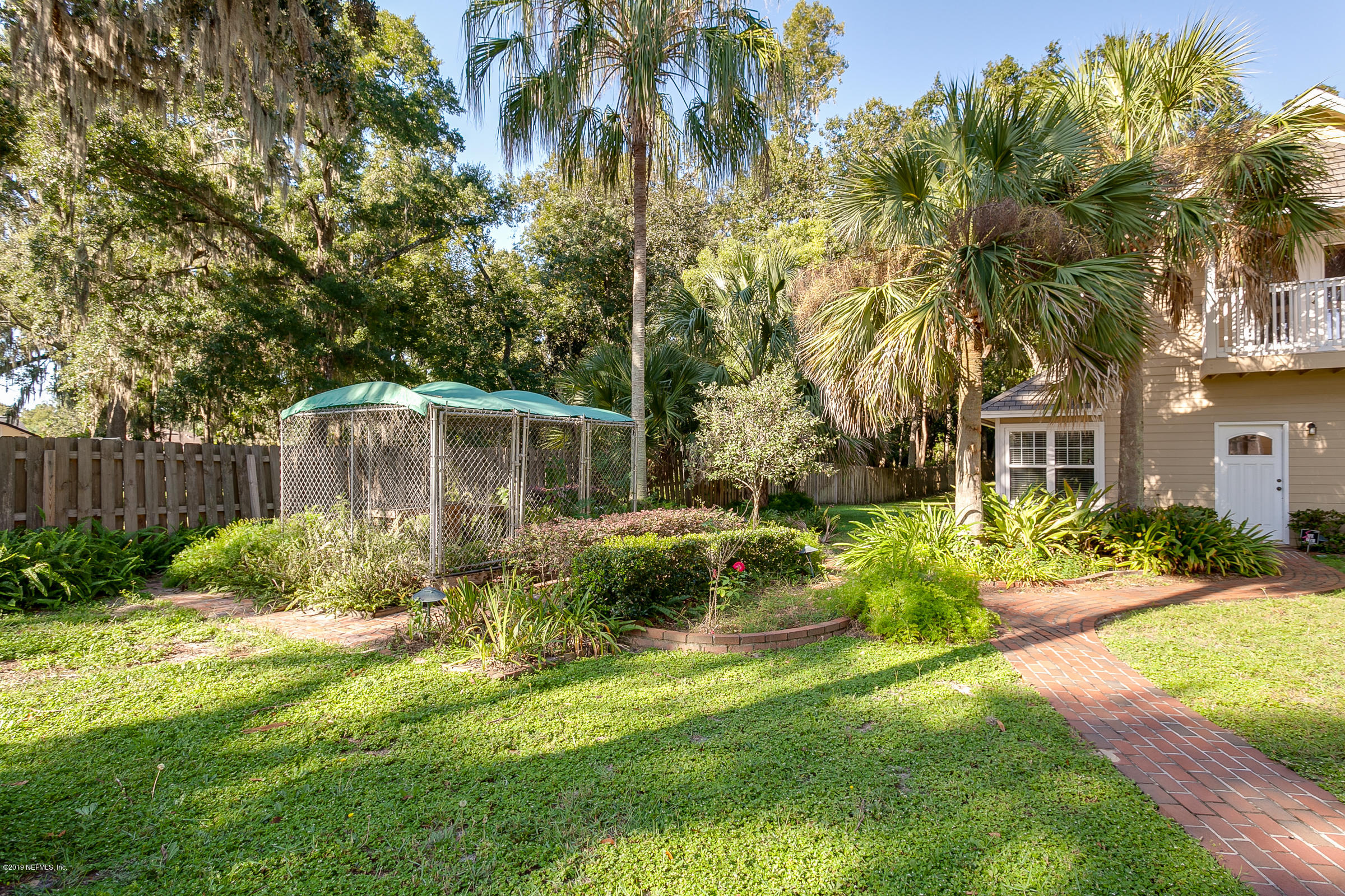 832 River Road Orange Park, FL 32073 - Photo 23 of 61 23-Pet Kennel