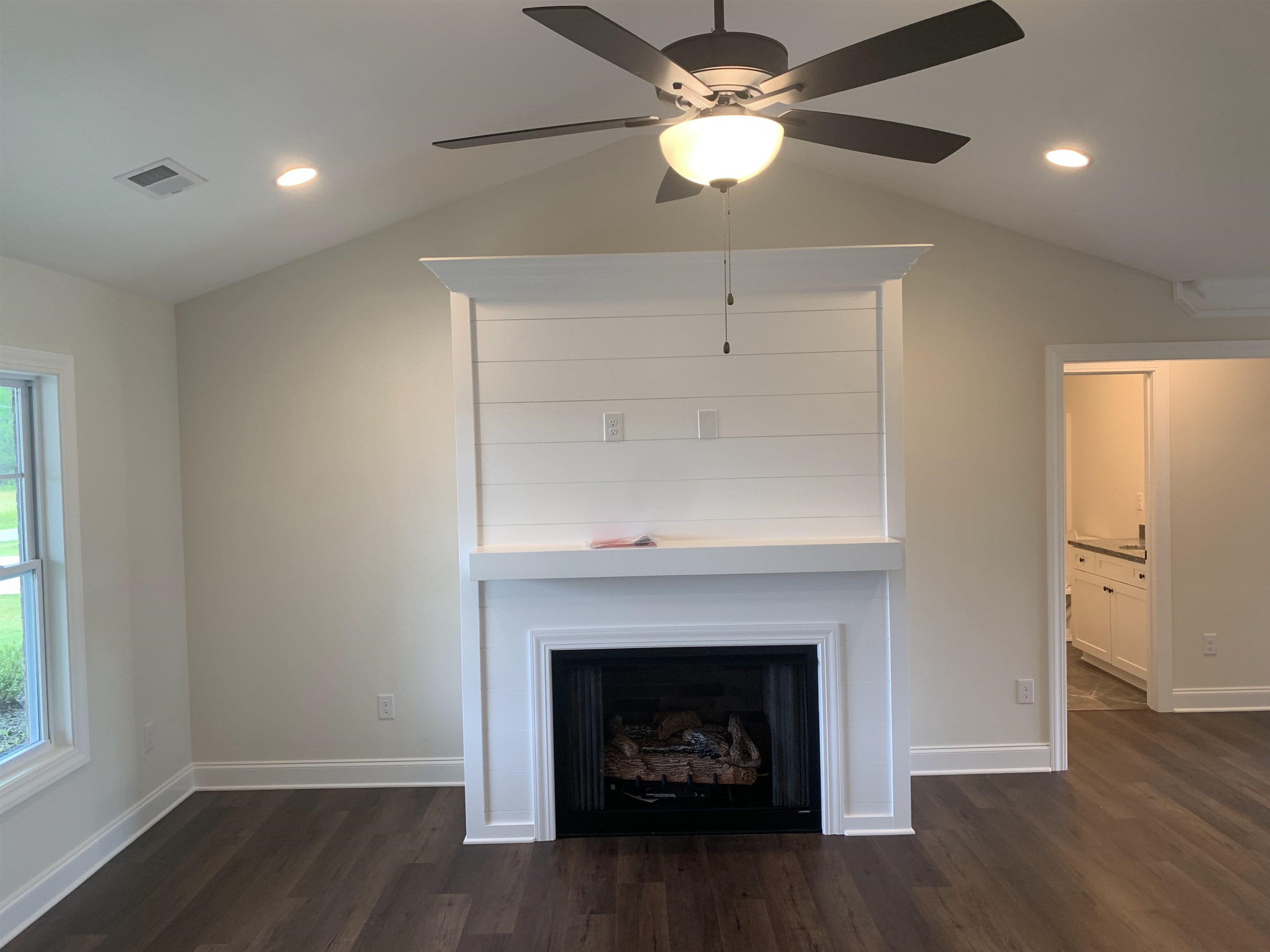 441 Cherokee Creek Road Gaffney, SC 29341 - Photo 2 of 23
