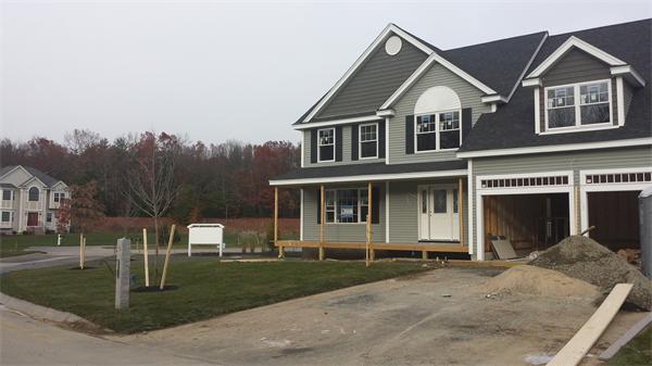 1 Crystal Circle Andover, MA 01810 - Photo 2 of 5