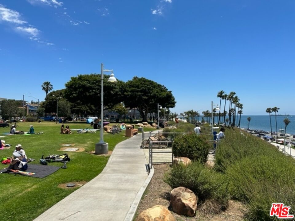 1025 Locust Avenue, Unit 6 Long Beach, CA 90813 - Photo 50 of 67