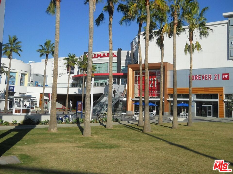 1025 Locust Avenue, Unit 6 Long Beach, CA 90813 - Photo 60 of 67