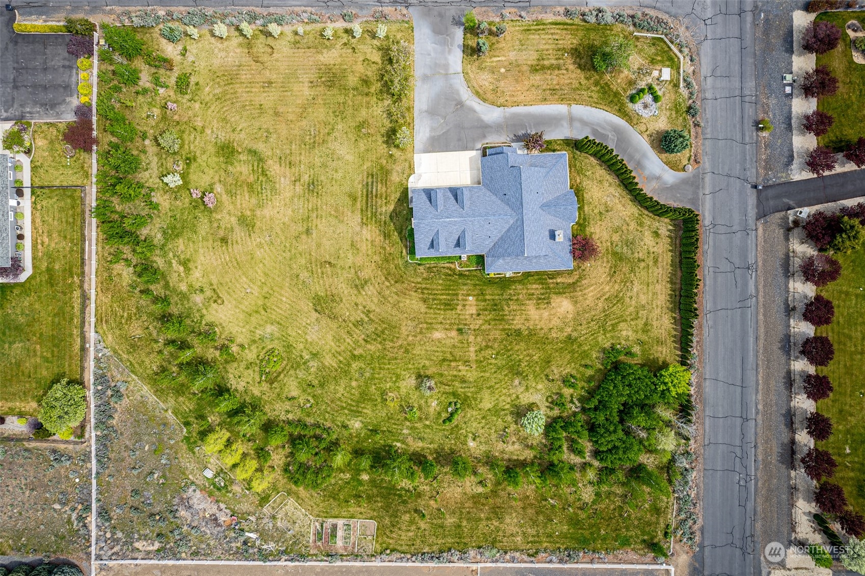 12872 Rd B.7 Northwest Ephrata, WA 98823 - Photo 32 of 33 view of a bathroom with a window and mirror