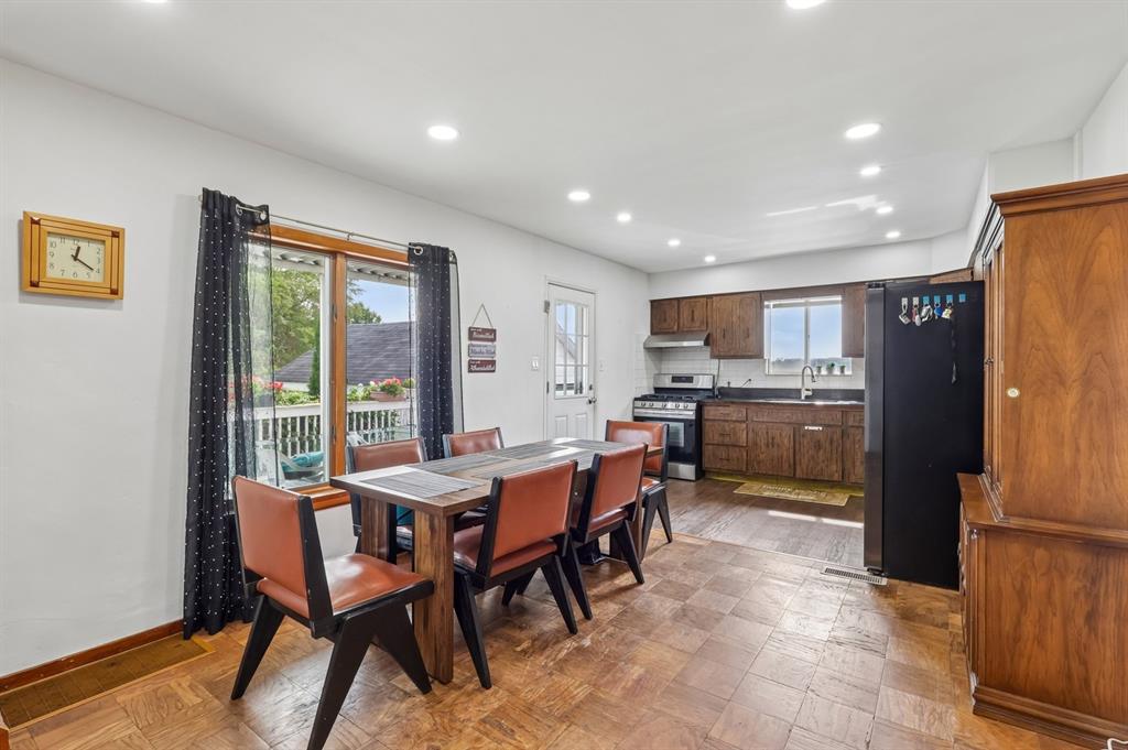 107 Hillview Road Clairton, PA 15025 - Photo 4 of 29 Gallery Image 4
