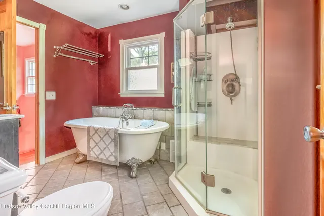 $599,000 | 24 Normandy Court, West Hurley, NY 12491