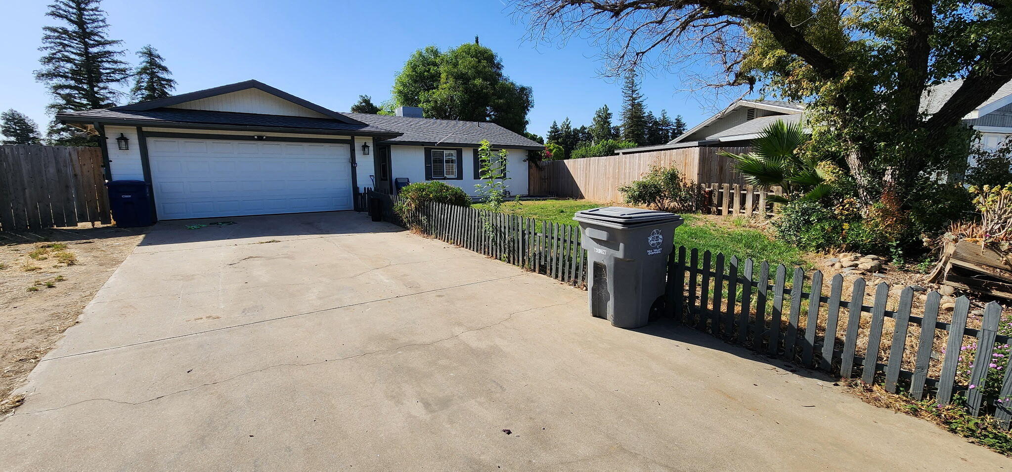 1400 Betsy Place Exeter, CA 93221 - Photo 1 of 1 1000027107