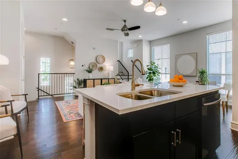$439,000 | 2100 North Fitzhugh Avenue, Unit H, Dallas, TX 75204