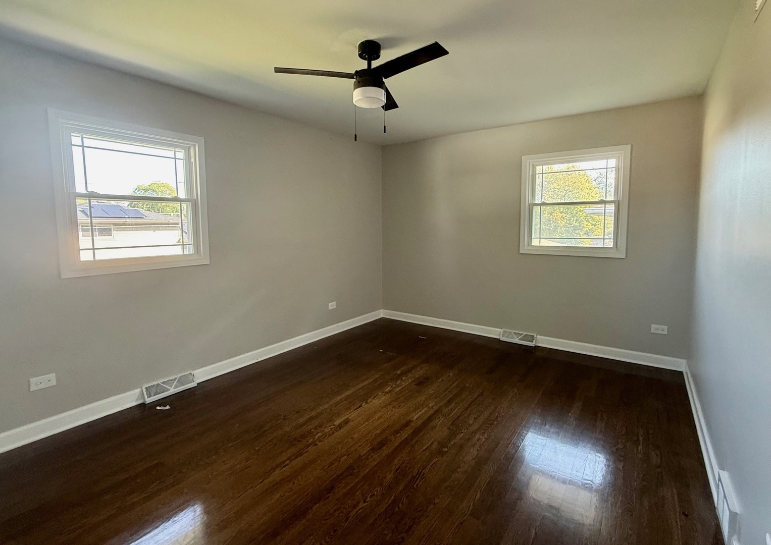 2958 191st Street Lansing, IL 60438 - Photo 8 of 25 a view of room window and wooden floor