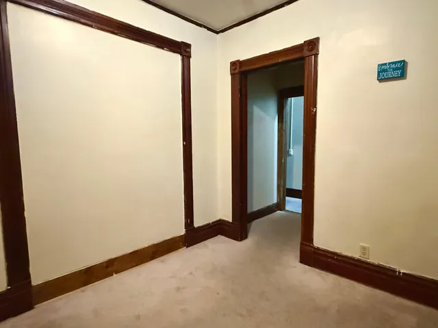 $299,900 | 1034 Reaney Avenue East, St. Paul, MN 55106