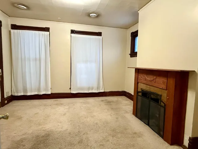 $299,900 | 1034 Reaney Avenue East, St. Paul, MN 55106