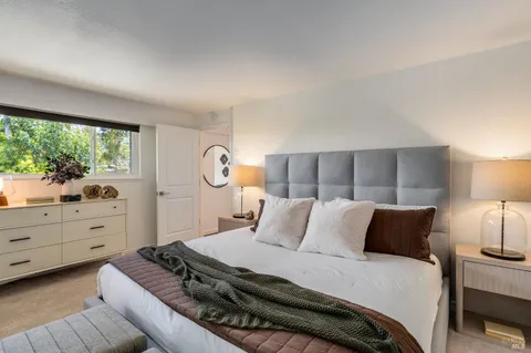 $1,295,000 | 70 Stanford Way, Sausalito, CA 94965