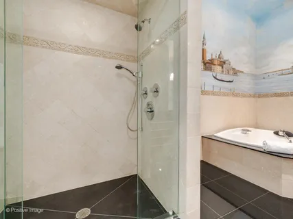 $2,350,000 | 333 West Hubbard Street, Unit 1006, Chicago, IL 60654