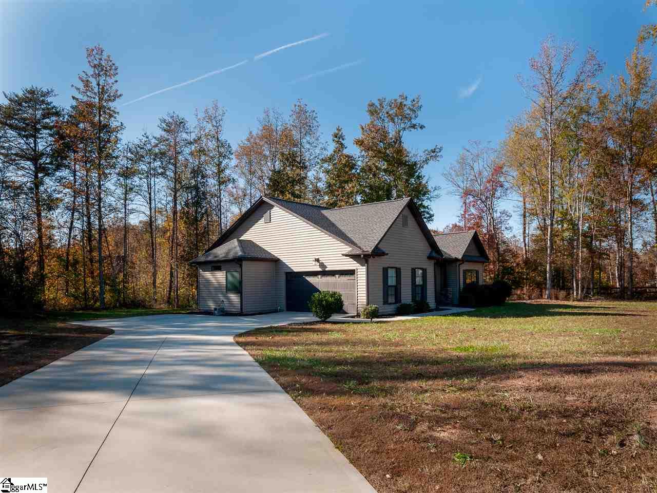5 Goodwin Bridge Road Travelers Rest, SC 29690 - Photo 2 of 32
