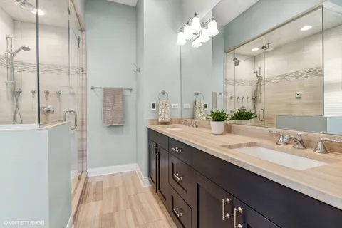 $649,900 | 1165 West Eddy Street, Unit 2W, Chicago, IL 60657