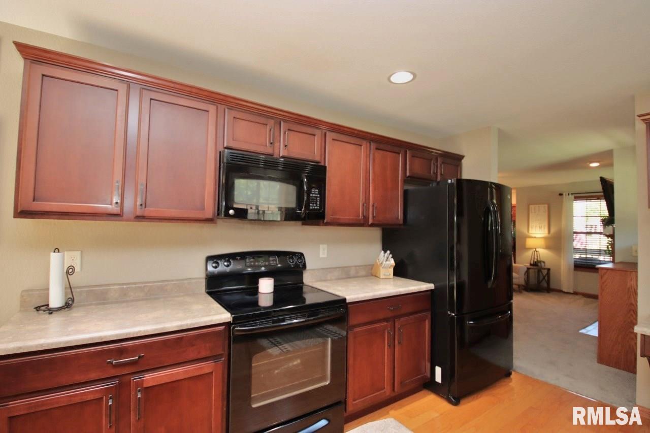 9504 West Excalibur Court Mapleton, IL 61547 - Photo 17 of 73 Gallery Image 17