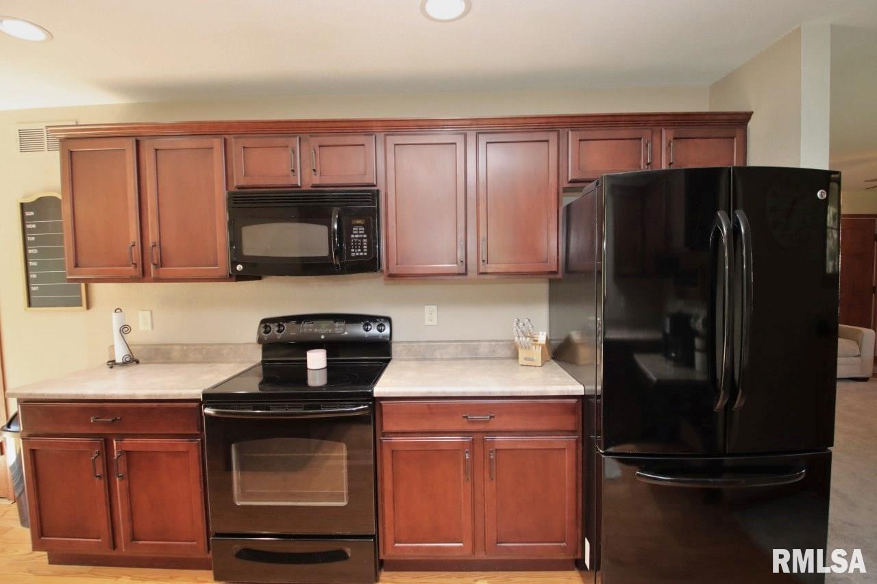 9504 West Excalibur Court Mapleton, IL 61547 - Photo 18 of 73 Gallery Image 18