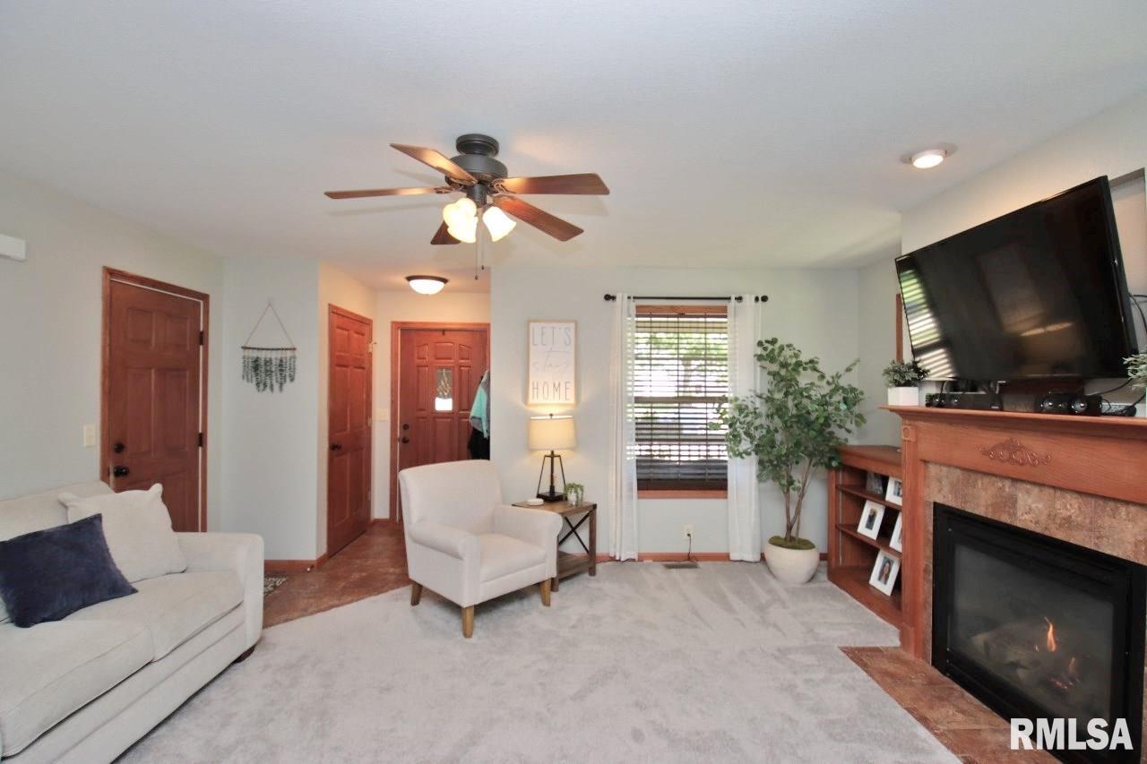 9504 West Excalibur Court Mapleton, IL 61547 - Photo 10 of 73 Gallery Image 10