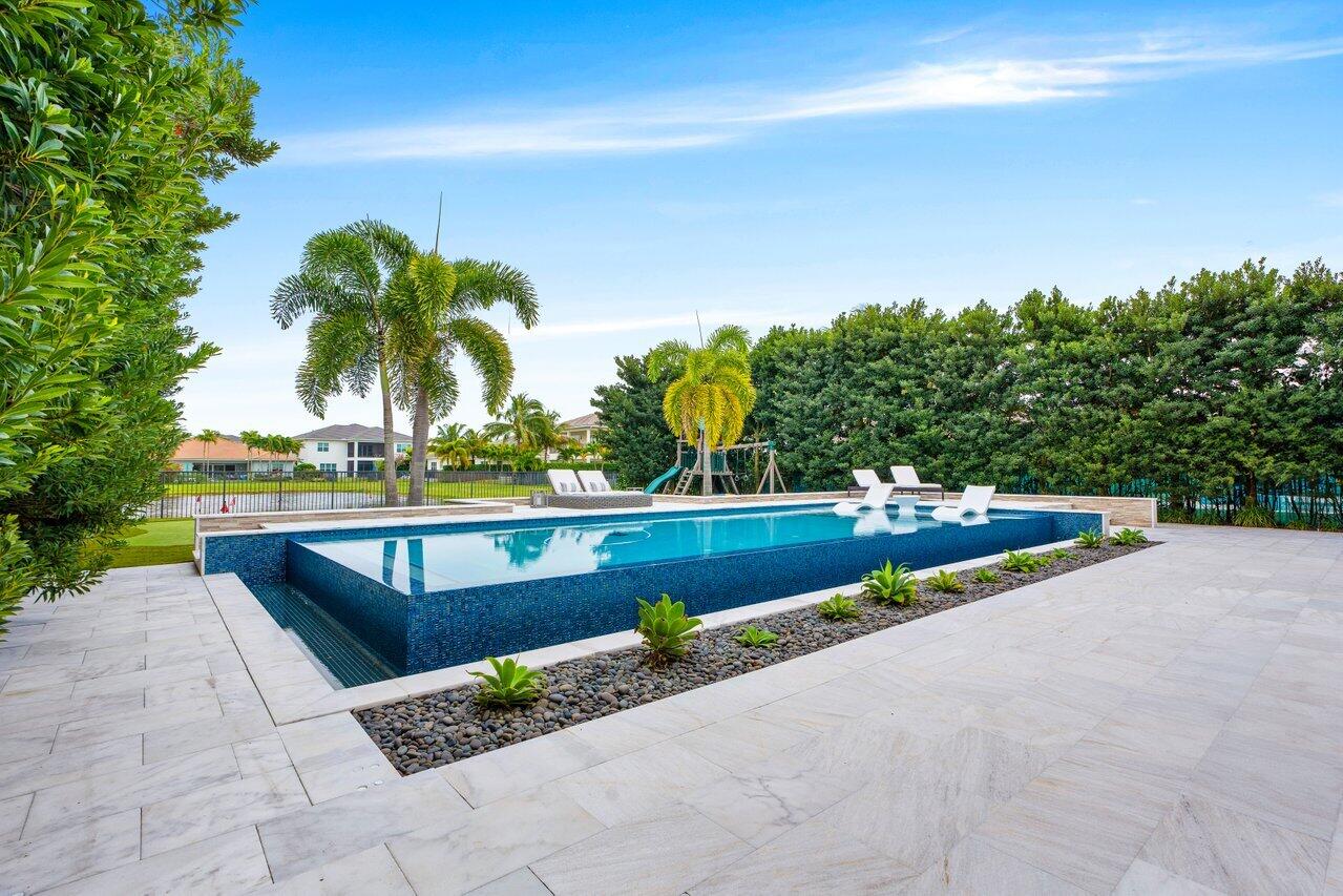 19878 Meadowside Lane Boca Raton, FL 33498 - Photo 27 of 66 054-19878MeadowsideLane-BocaRaton-FL-334