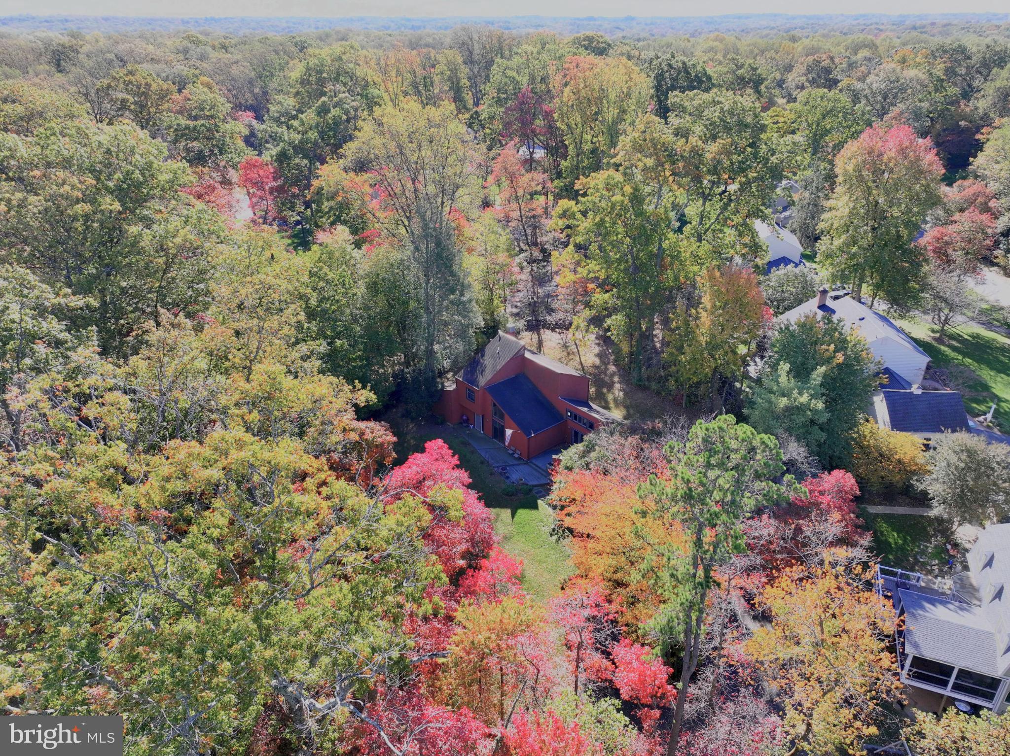 11813 Vale Road Oakton, VA 22124 - Photo 32 of 48 Gallery Image 32