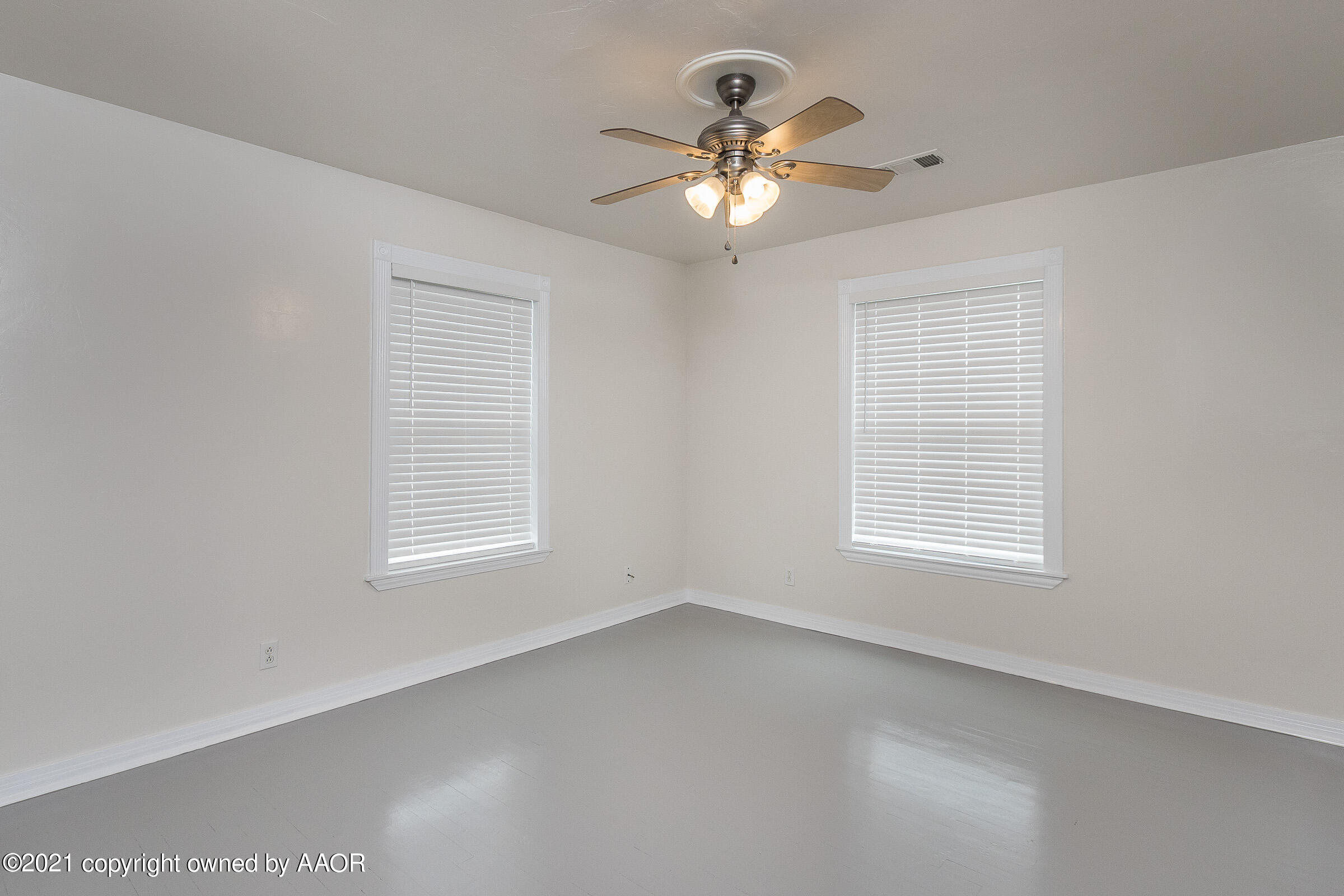 4215 Cline Road Amarillo, TX 79110 - Photo 15 of 22 015_Bedroom 3
