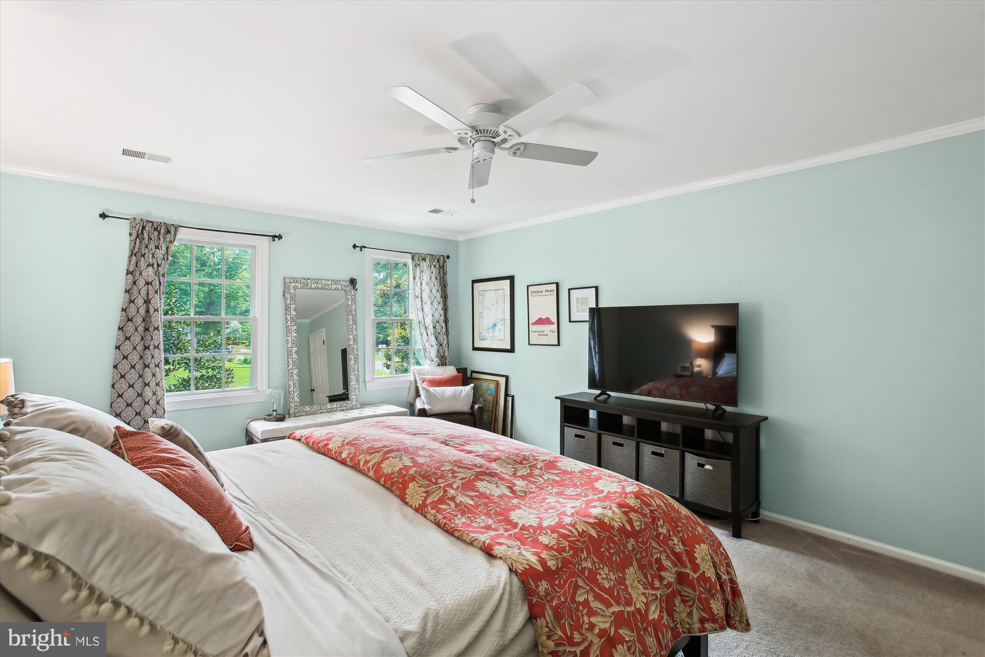 8231 Crown Court Road Alexandria, VA 22308 - Photo 17 of 33 a bedroom with a bed and a flat screen tv