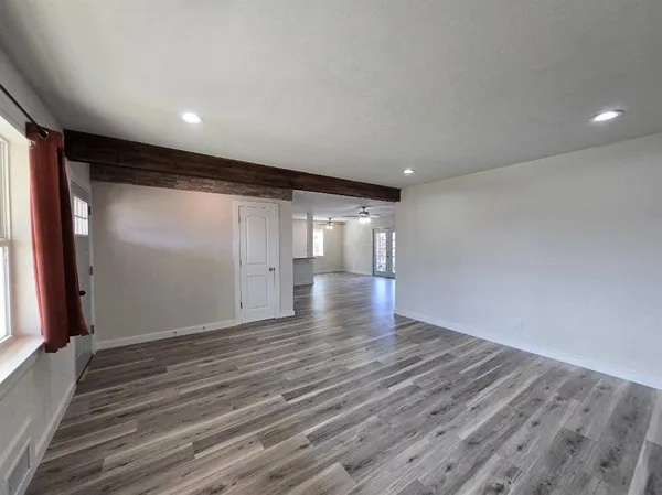 $2,300 | 4017 Sweetbriar Drive, Garland, TX 75042