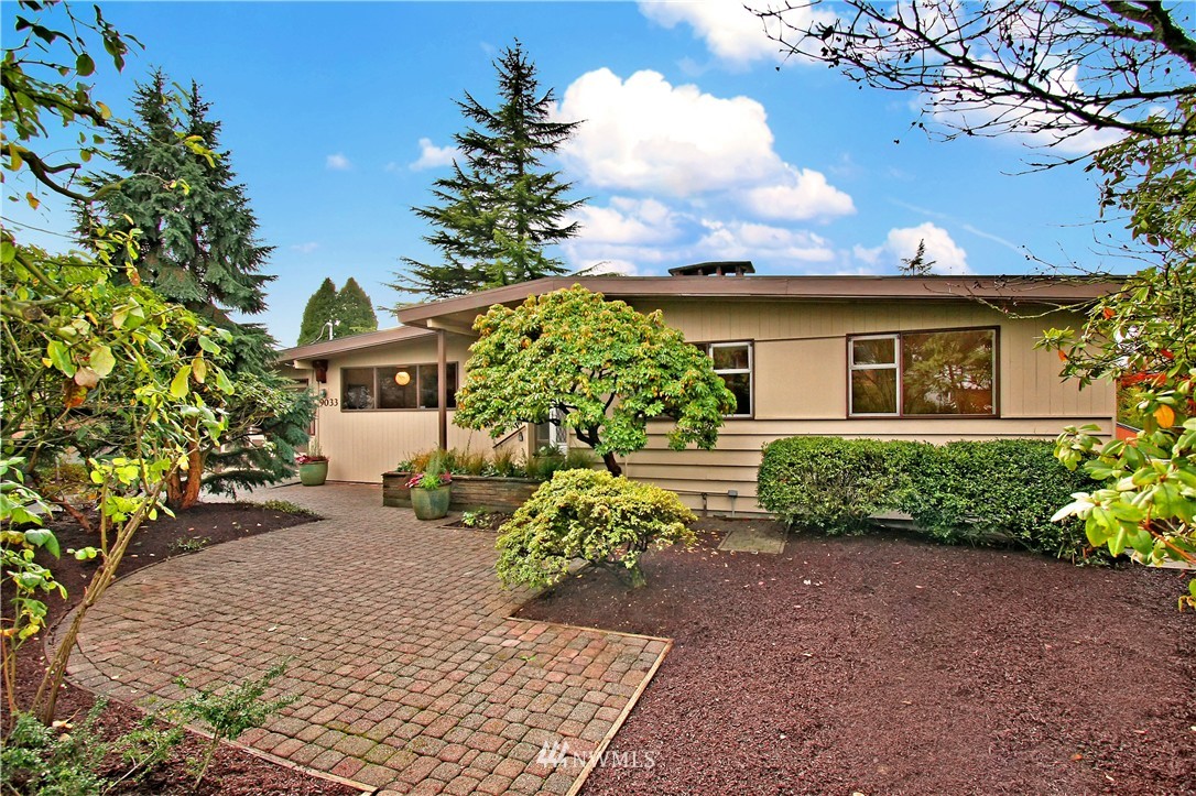 9033 Meridian Place North Seattle, WA 98103 - Photo 1 of 20 Gallery Image 1