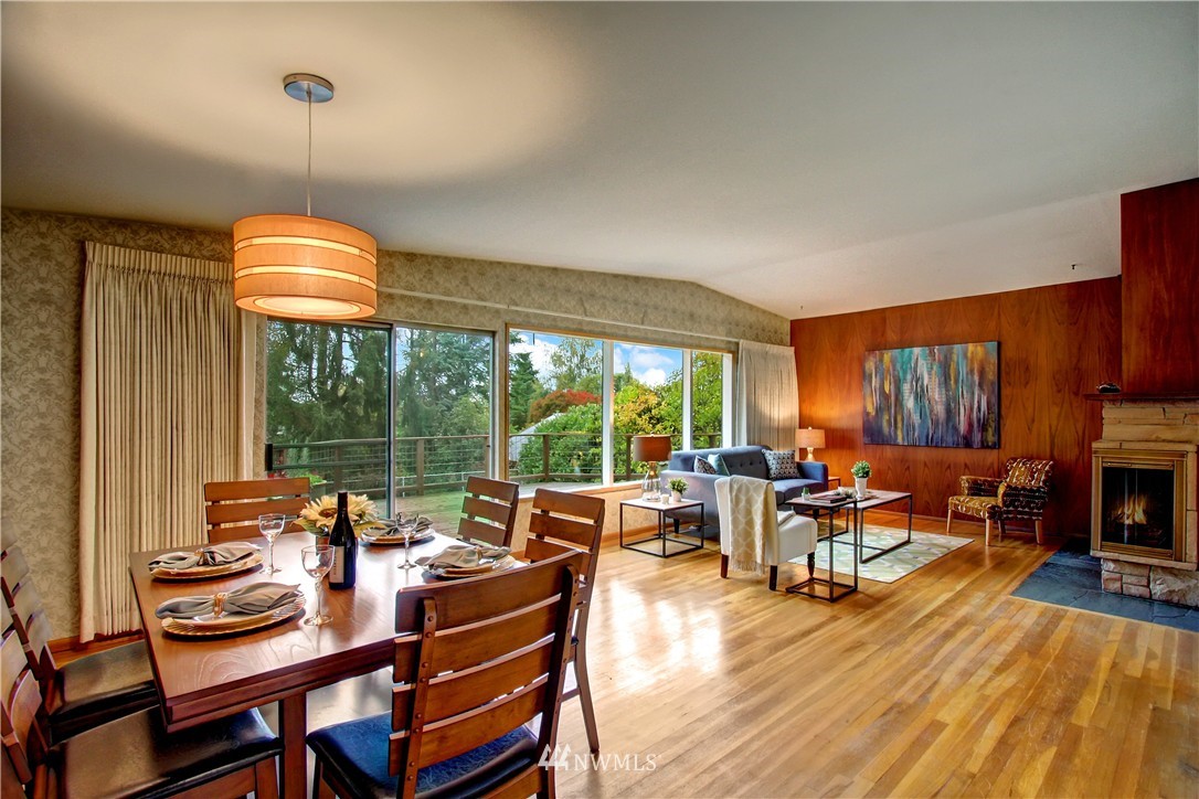 9033 Meridian Place North Seattle, WA 98103 - Photo 2 of 20 Gallery Image 2