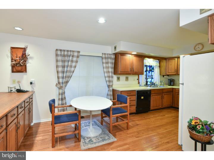 208 Springhouse Pond Chesterbrook, PA 19087 - Photo 15 of 25 Gallery Image 15